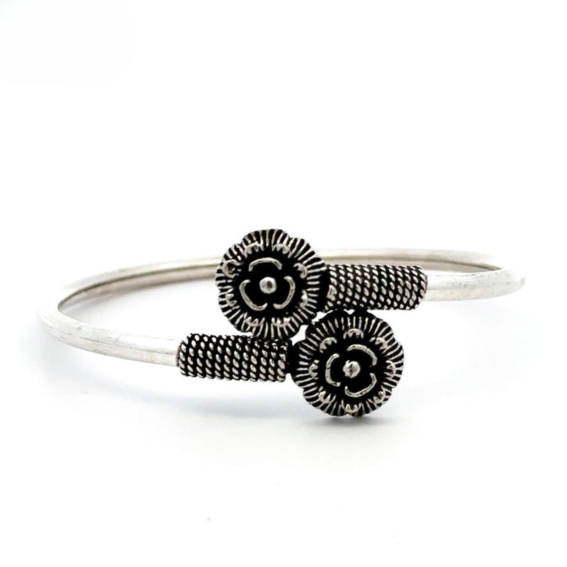 Flower Pattern Oxidized Bracelet