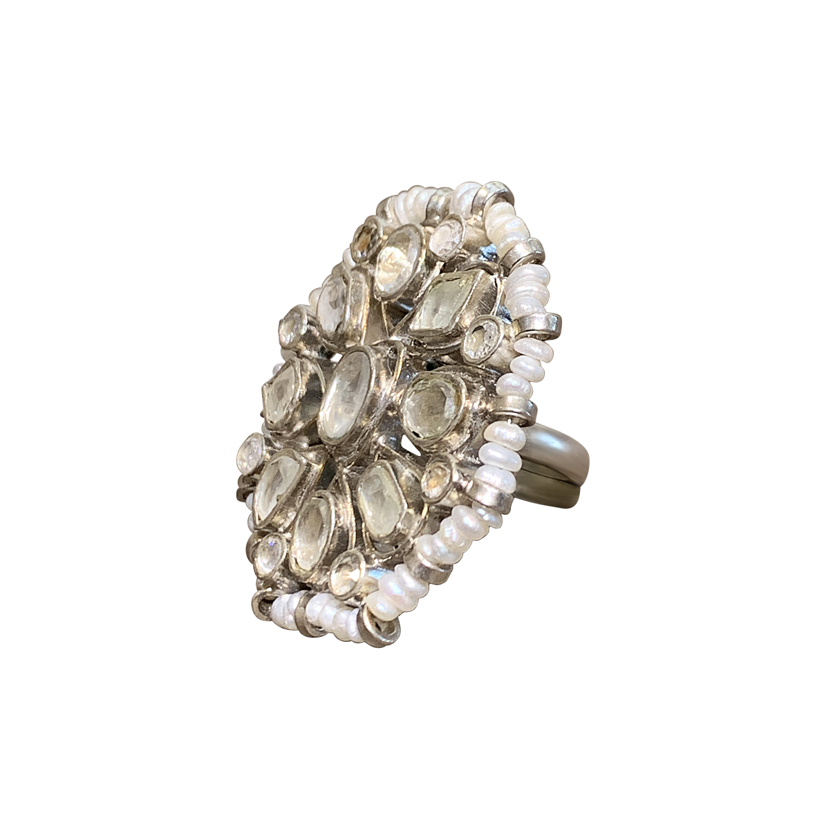 Flower-Patterned Silver Ring